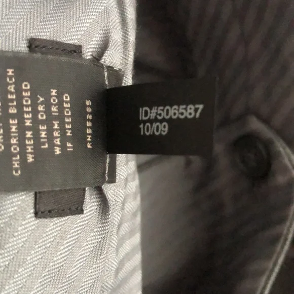 Men’s Express Producer Dress Slacks - 30/32 - Picture 3 of 6